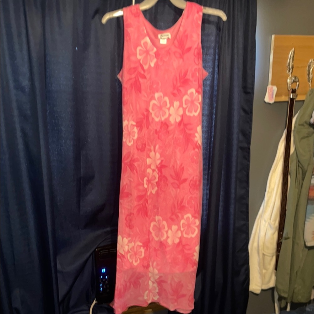Pink and White Sleeveless Sheath Maxi Dress for Resort Wear